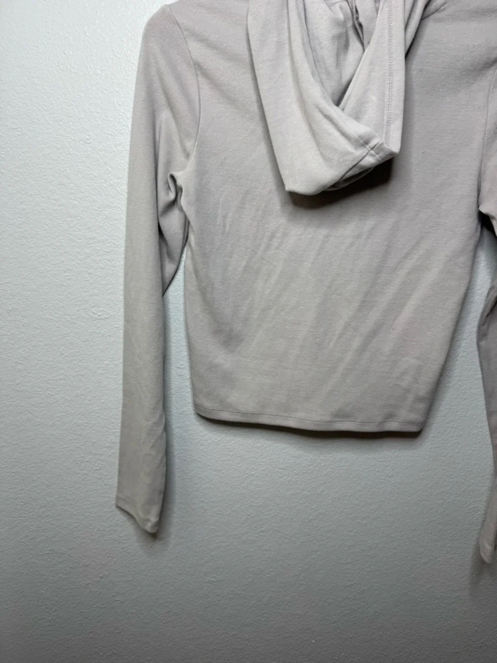 New Wild Fable Gray Hooded Long-Sleeve Top In Medium - Picture 9 of 15